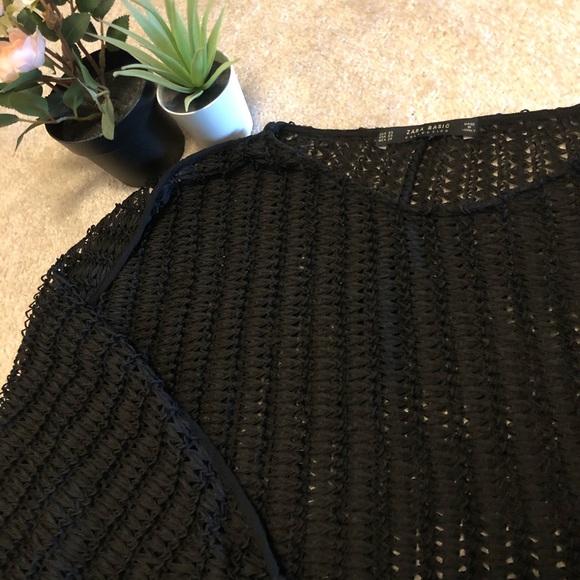 Woven Zara top -GIFTED - Picture 2 of 3
